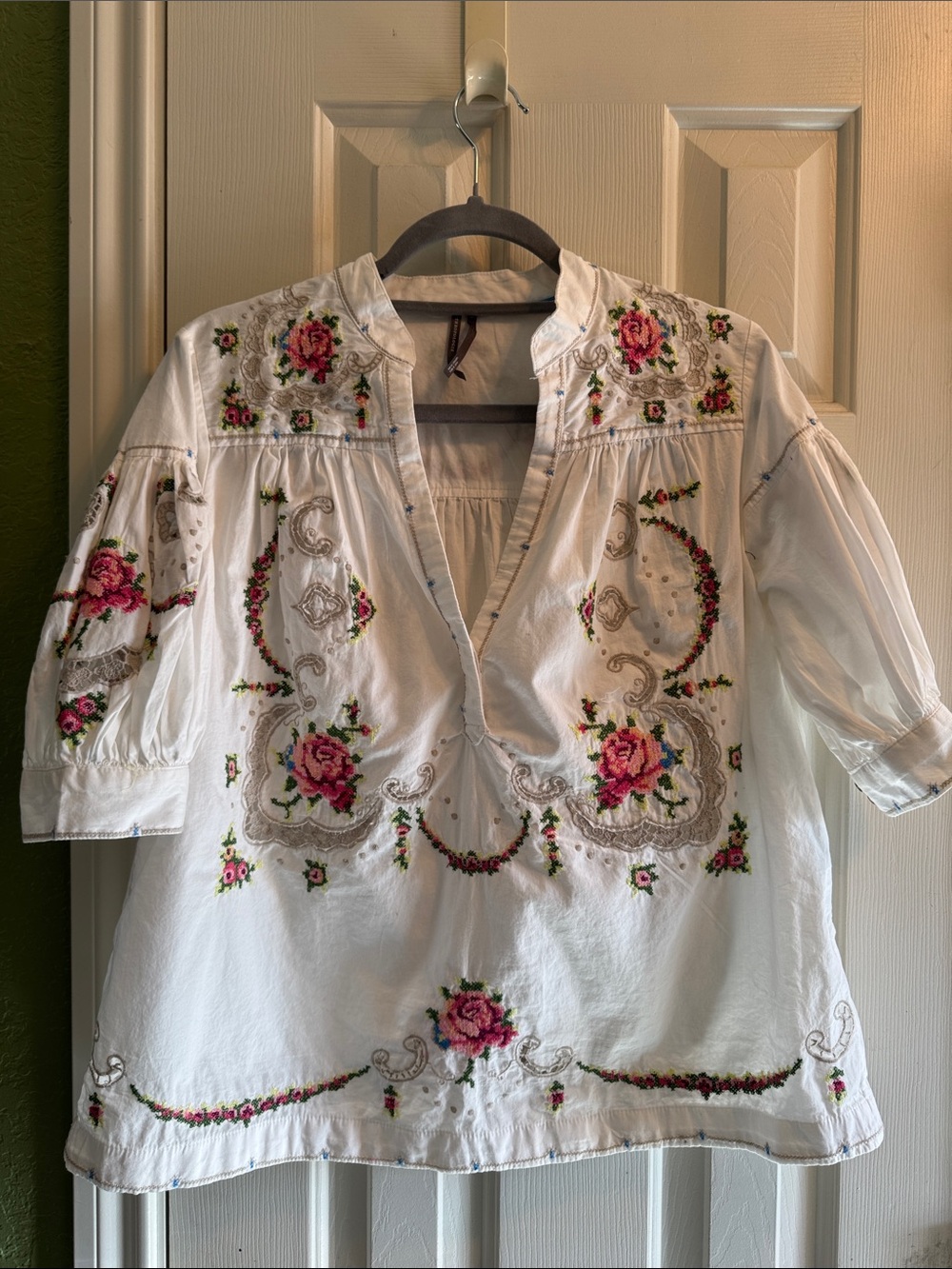 Anthropologie Cotton Embroidered blouse